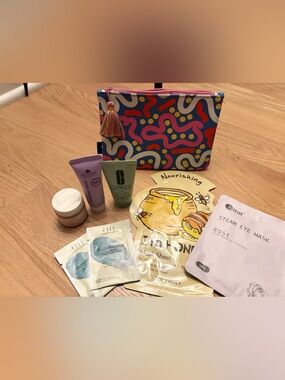 NEW!! Skin Care / Beauty bundle + bag